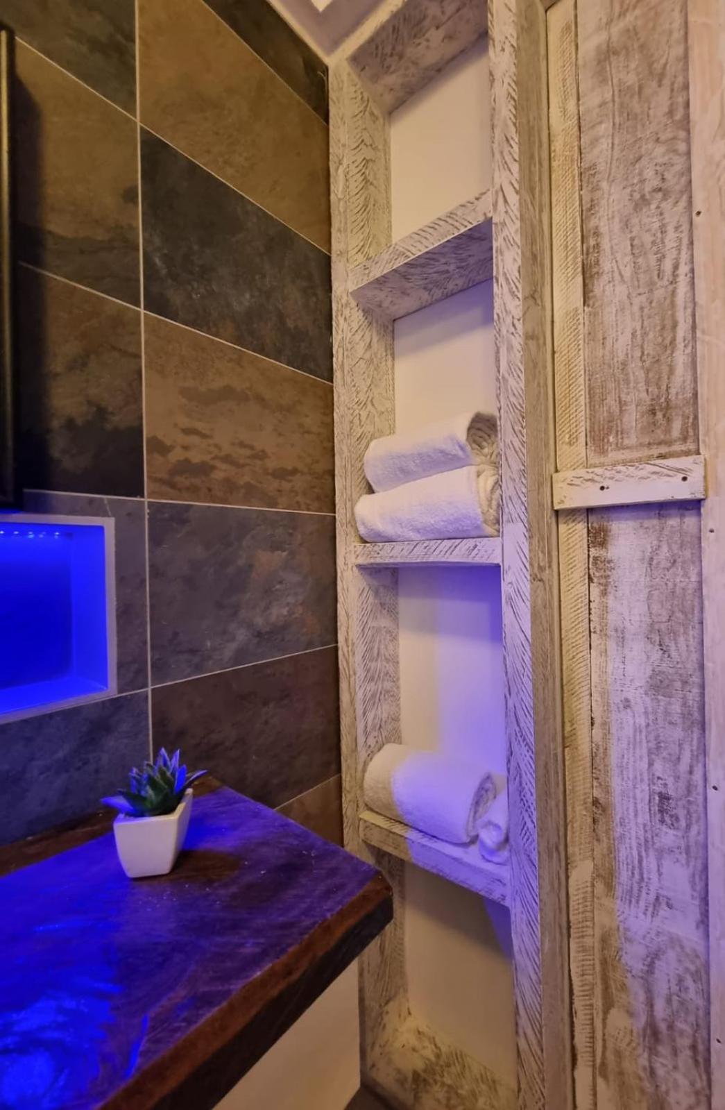 Northwest Bay Seaview Apartment 보발롱 외부 사진
